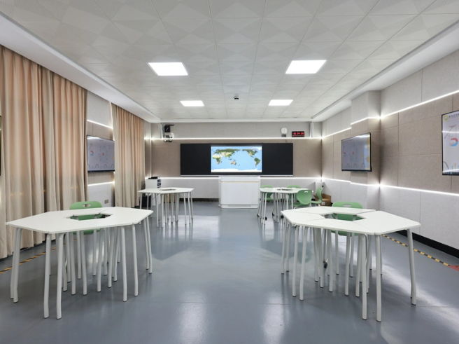 Digital Geography Classroom