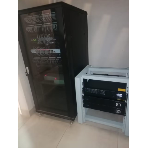 UNR1103KL montado em rack de alta frequência online UPS de fase