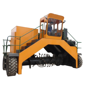 M4300 wheel-type compost turner