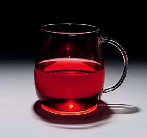 ¿Cómo evitar comprar una copa de cristal hecha a mano de calidad inferior?