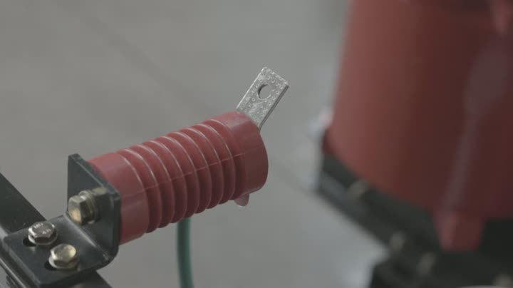 Dry-type transformer factory test