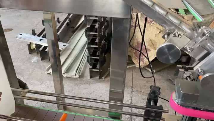 FXZ-4L স্বয়ংক্রিয় বোতল ক্যাপিং মেশিন