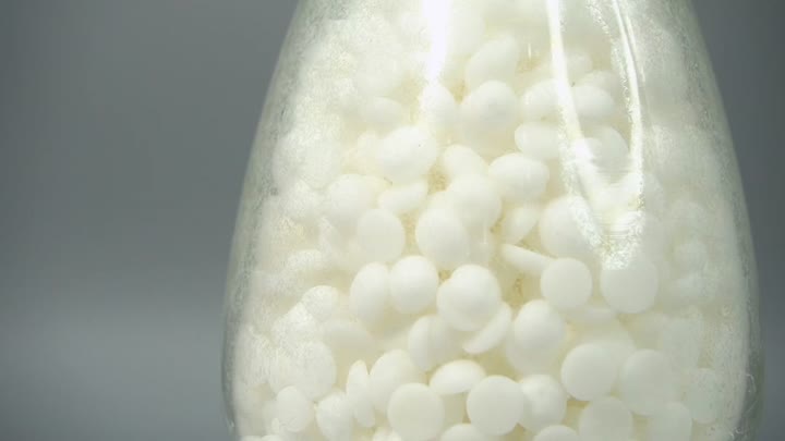 Behentrimonium hloride in hair products