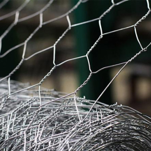 Introduction to breeding fence net and how to install it