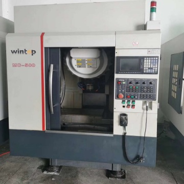 machining centre New arrival of a used CNC machining centre