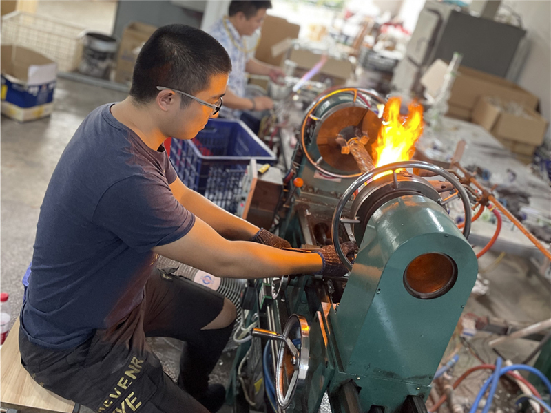 Yangzhou Maishun Glass Products Factory