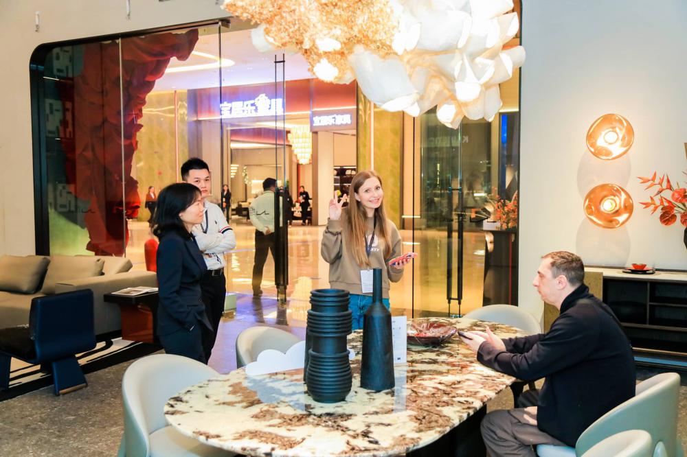 Clients visit our showroom