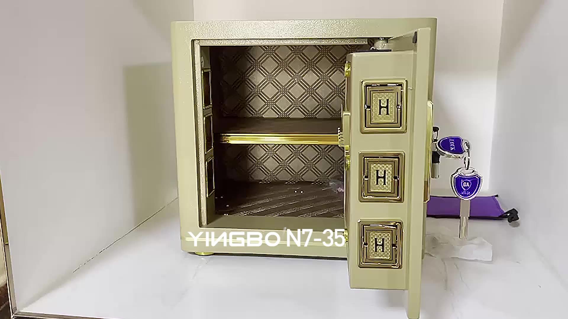 Electronic Modern Safes Mini Home Digital Safe Box1