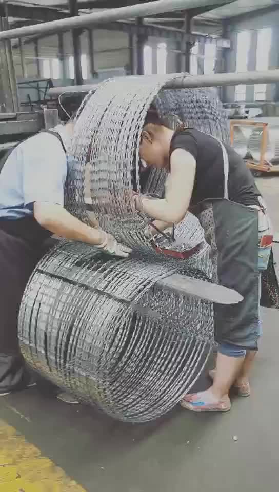 Chine Fabrication Hot trempée Galvanisé plus populaire Rasor Wire à vendre1