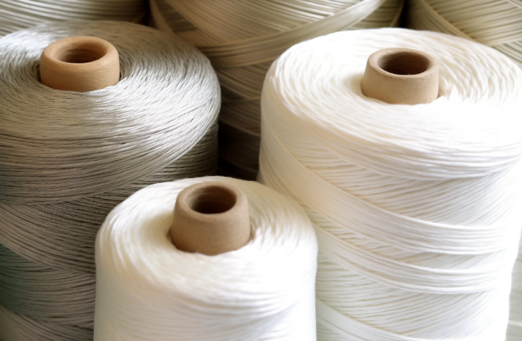 100% সুতির সুতার চাহিদা বৃদ্ধি পায় কারণ স্থায়িত্ব উপাদানের পছন্দকে চালিত করে