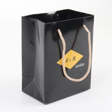 Classification and Introduction of Paper Hand Packaging Bag