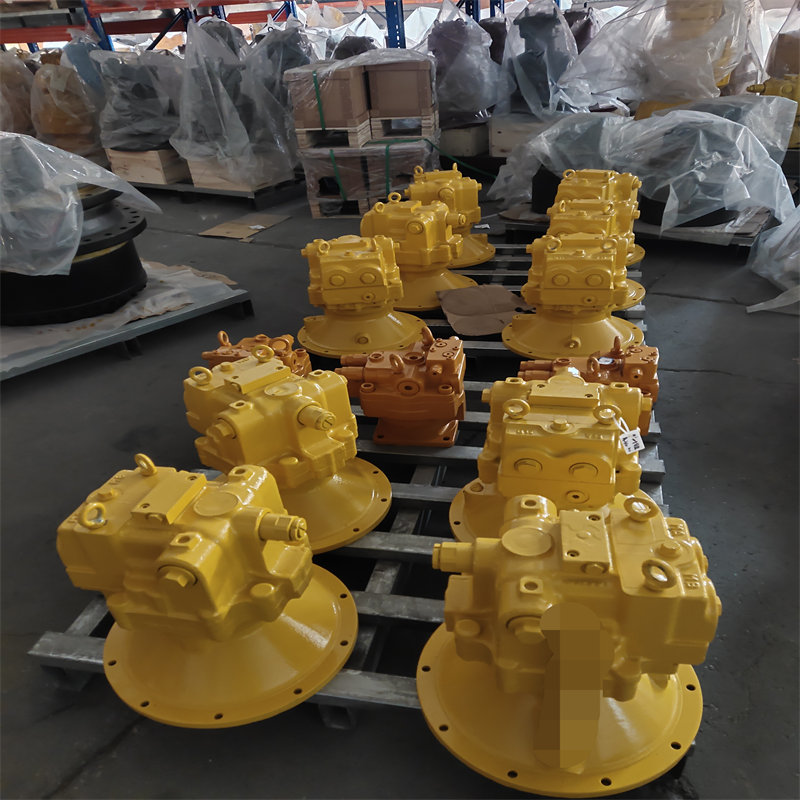 Komatsu PC1250-8 Поворотный двигатель в сборе 706-7K-01230 (заменяет 706-7K-01140)