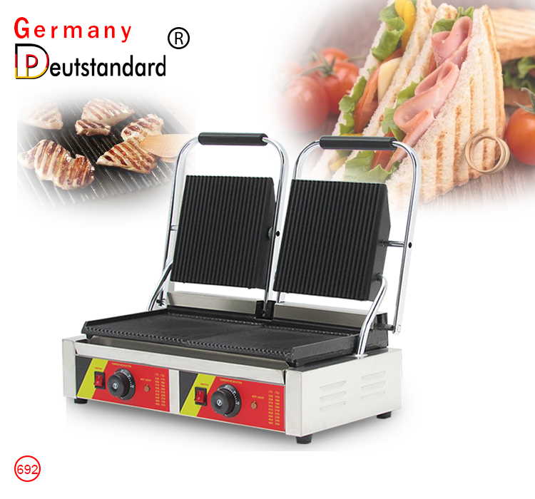 Drücken Sie die Grillmaschine 692