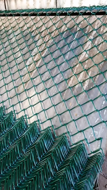 PVC Coated Vinyl Chain Link Fence Vinyl Black Green Brown gauge 9x2" Wire fence woven diamond commercial industrial residential1