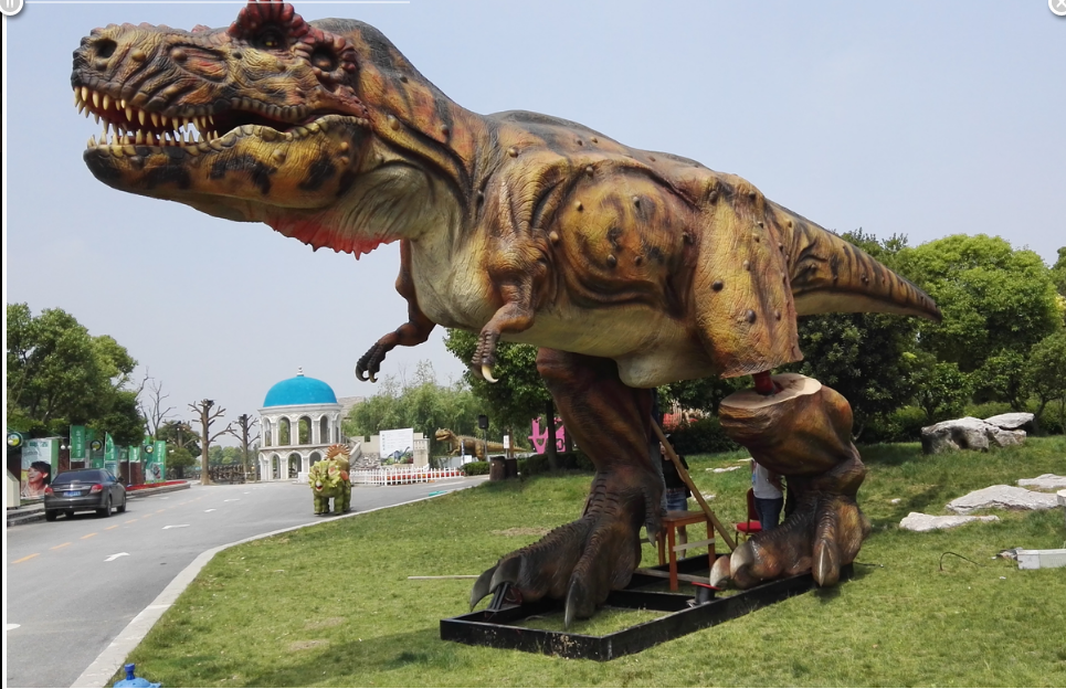 animatronic tyrannosaurus rex