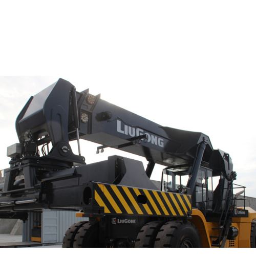 LiuGong`s Largest Material Handling Machine Rolls off Production Line