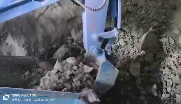 D76FB0C2F9598F0E3D5B31FC319C11EE