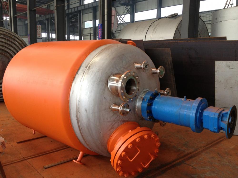 Jacketed stainless steel reactor
