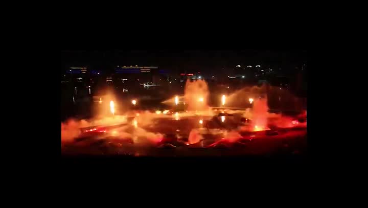 Fontaine d&#39;incendie de performance de la scène de l&#39;eau pulsante
