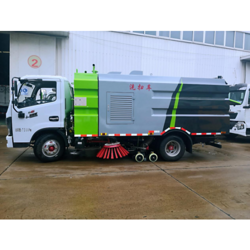 Small Dorica Cleaning Sweeper Truck