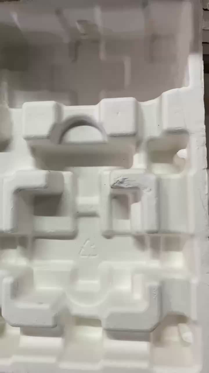 Fonte de plástico de papel
