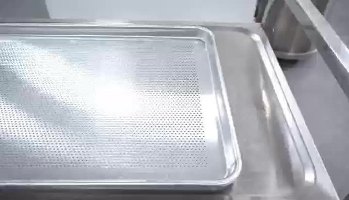 Bandeja de aluminio perforada