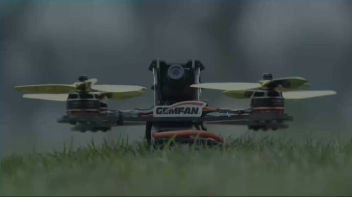 El nacimiento de la hélice - Video promocional de récord de Gemfan