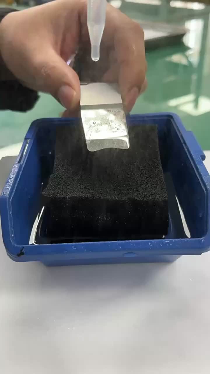 Transdutor ultrassônico para dispositivos de beleza