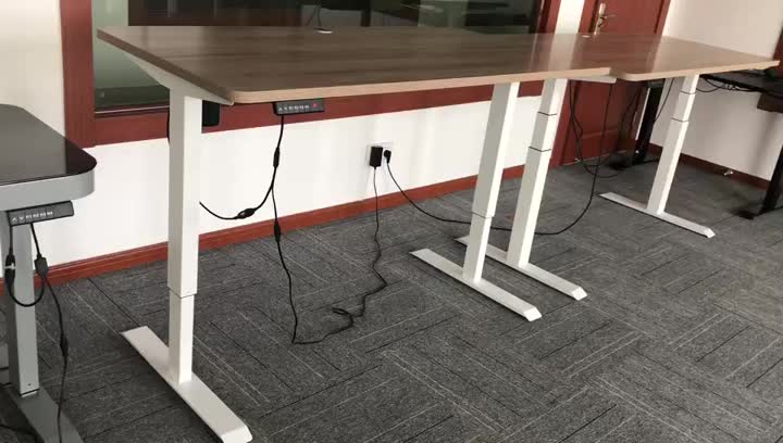 Nastaviteľný stolný stôl