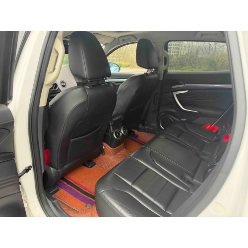 Comprender los factores de seguridad de un coche nuevo