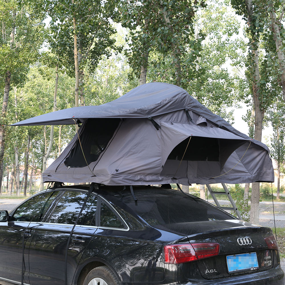 Carpa de aluminio al aire libre en la azotea