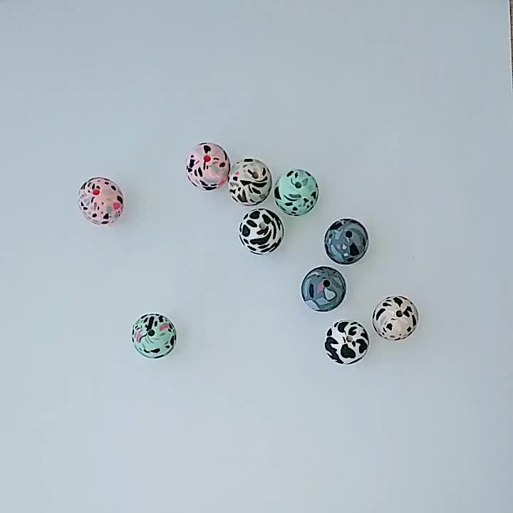 silicone leopard beads.mp4