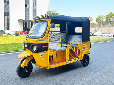 Quais são os benefícios de andar de triciclo tuk tuk?