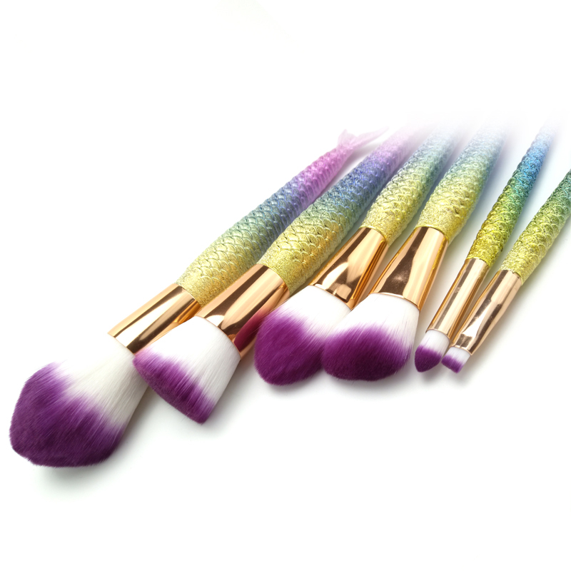 Ombre Rainbow Cosmetic Brush Set