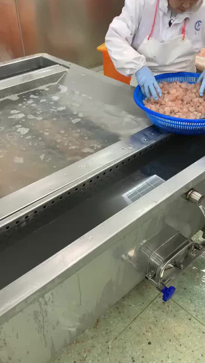 Shrimp meat washing