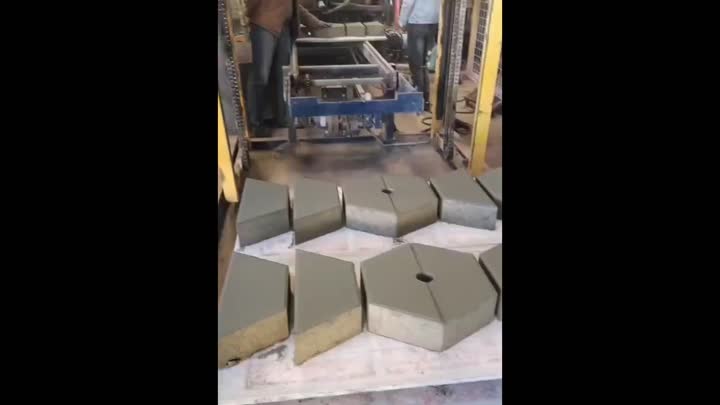 Producción de máquinas de bloques de hormigón QT5
