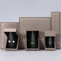 Werks Großhandel Custom Luxury Velvet Schmuck Verpackung Boxen Armband Halskette Ohrringe Leder Ring Juwelierschachtel mit Lichtern1