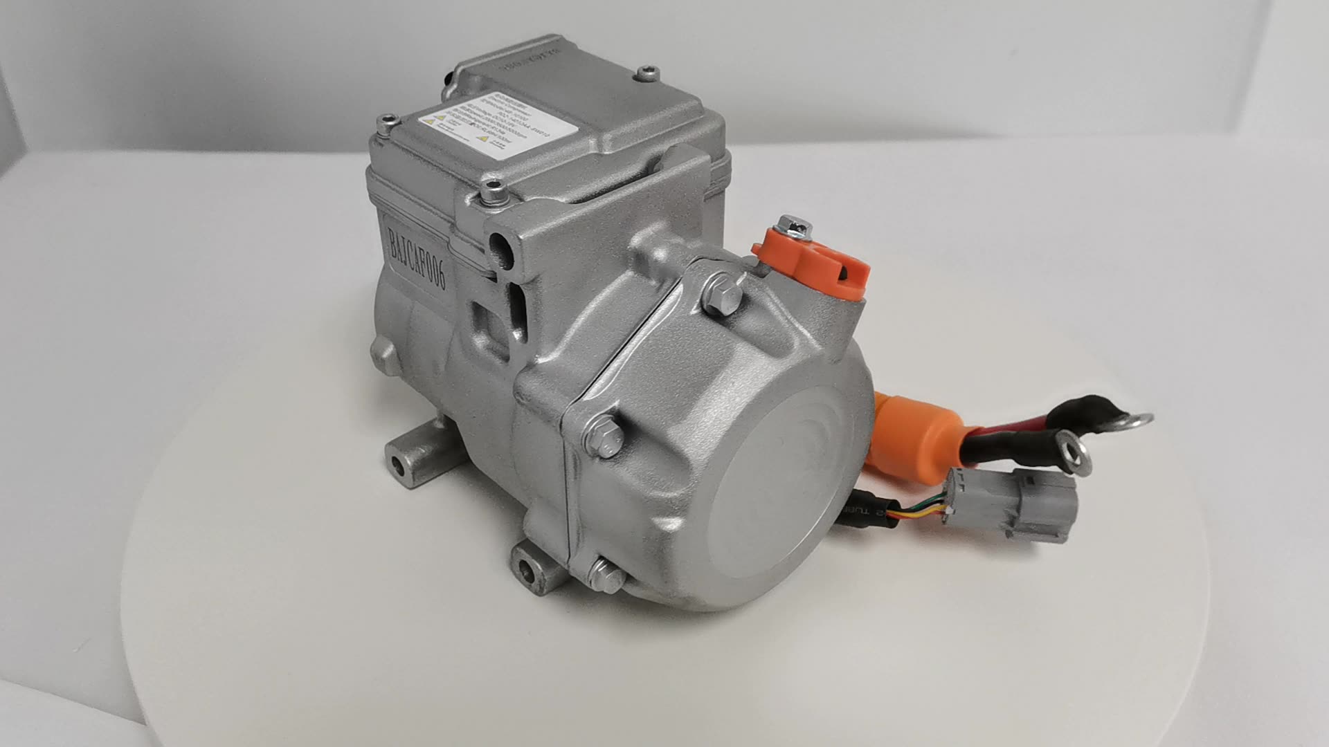 R134A / R404A 12V DC Automotive Air Car Vehículo eléctrico Auto AC Compressor1