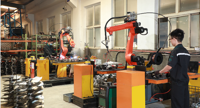 Automatic welding of blades