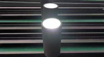 magnetic track light life time test