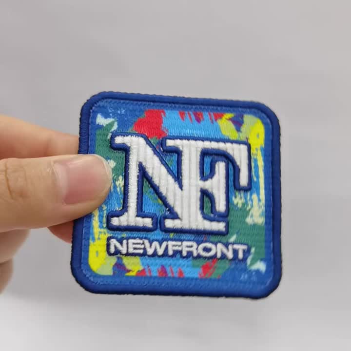 Pangkalan Sublimasi Pewarna dengan logo sulaman