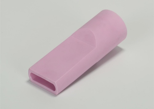 Apakah muncung seramik yang digunakan?