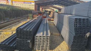 Cold-rolled channel steel in stock
