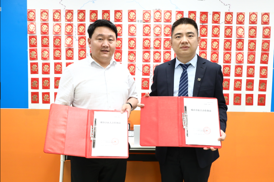 Group Photo with Cooperative Clients