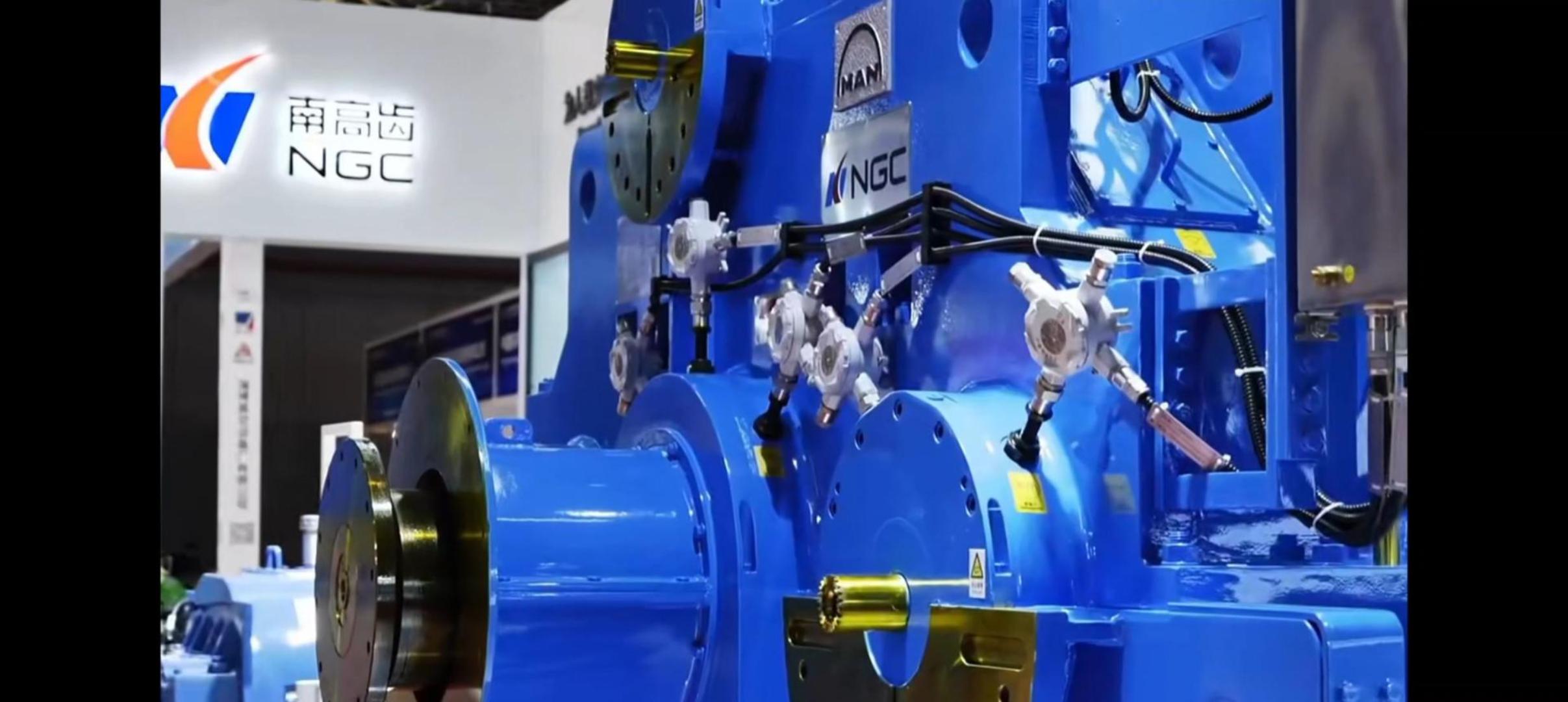 Gearboxes for conveyors and powder separators are used in metallurgy, agricultural machinery and other fields