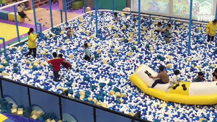 Ball pit