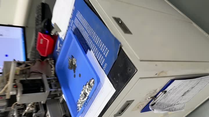 Processo de perfuração a laser da placa do atomizador