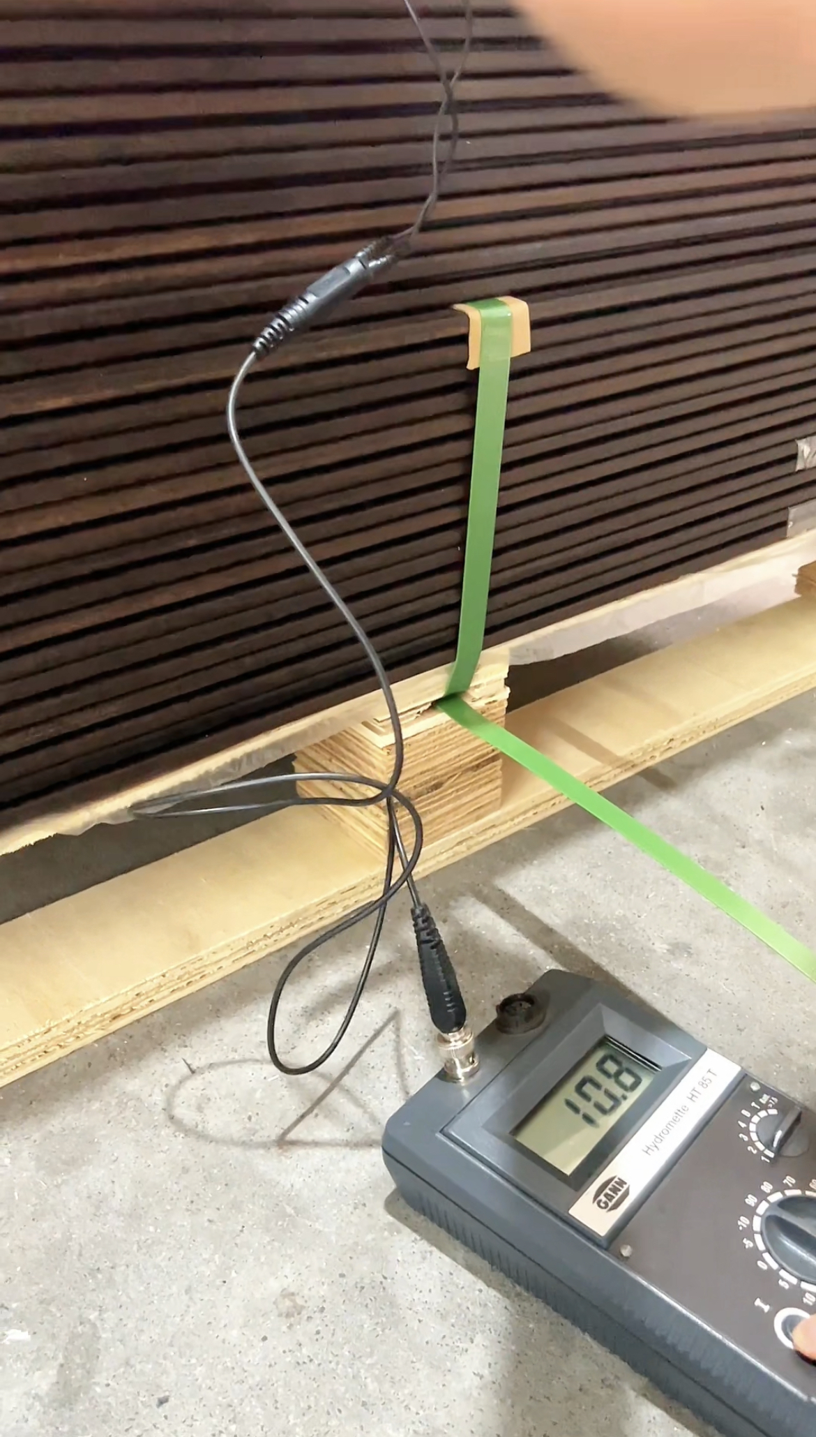  moisture content of Bamboo decking