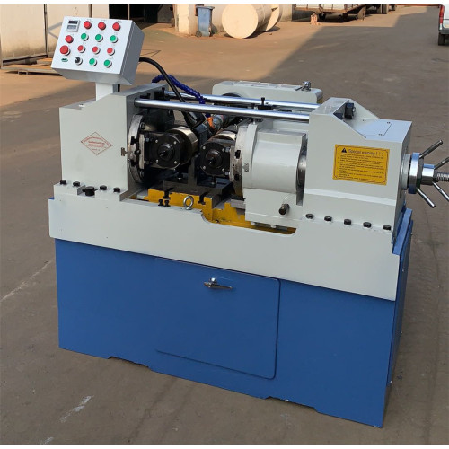 Rod thread rolling machine