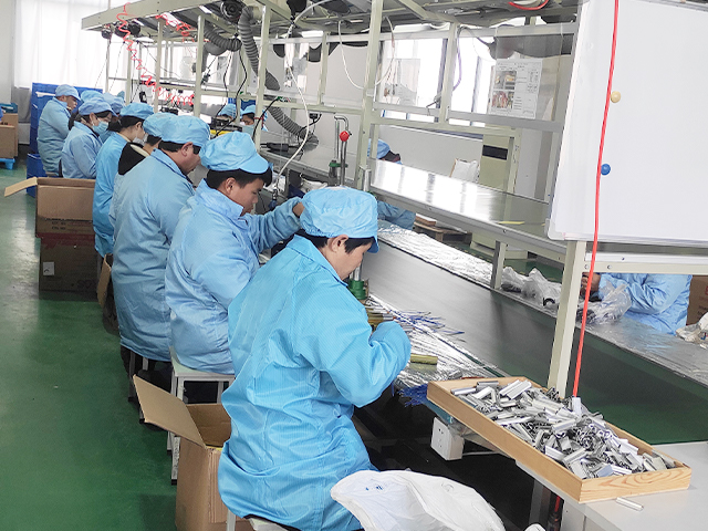 Ningbo Younee Electric Toothbrush Co., Ltd.